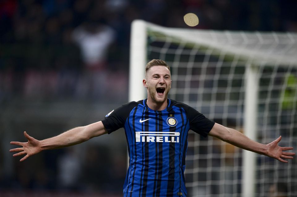 Milan Škriniar z Interu Miláno sa teší z gólu