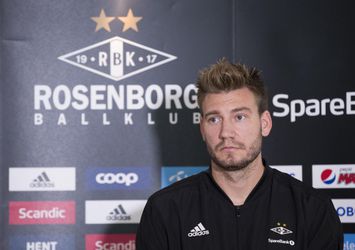 Bendtner sa ospravedlnil za incident s kodanským taxikárom