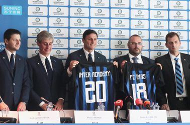 Milánsky Inter otvára akadémiu na Slovensku, požehnal jej slávny Javier Zanetti