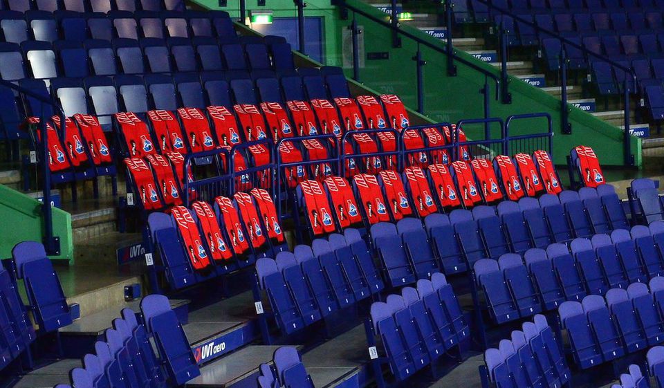 Gesto KHL voči obetiam tragédie z roku 2018.