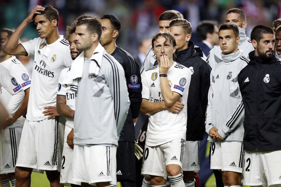 Hráči Realu Madrid po prehre v európskom Superpohári UEFA