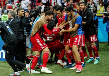 Iránu neuznali gól do siete Španielska, jedného z členov tímu museli hospitalizovať
