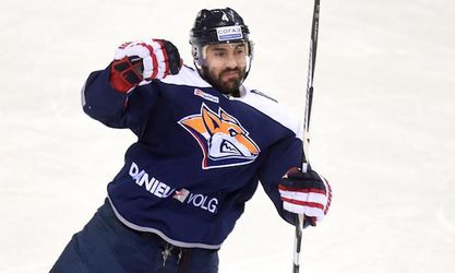 Jeden z najlepších obrancov KHL Chris Lee ukončil kariéru
