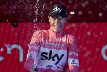 UCI očistila Frooma od obvinenia z dopingu, môže štartovať na Tour de France