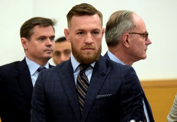 Hviezda MMA McGregor sa postavil pred súd, svoje konanie oľutoval
