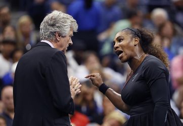 Nešportová Serena Williamsová spoznala svoj trest za konflikt s rozhodcom