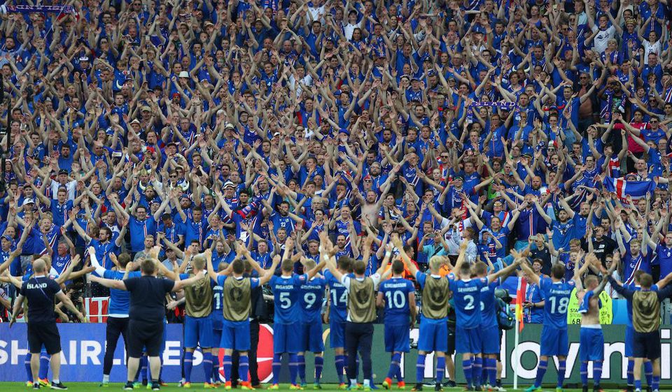 Island oslavuje výhru