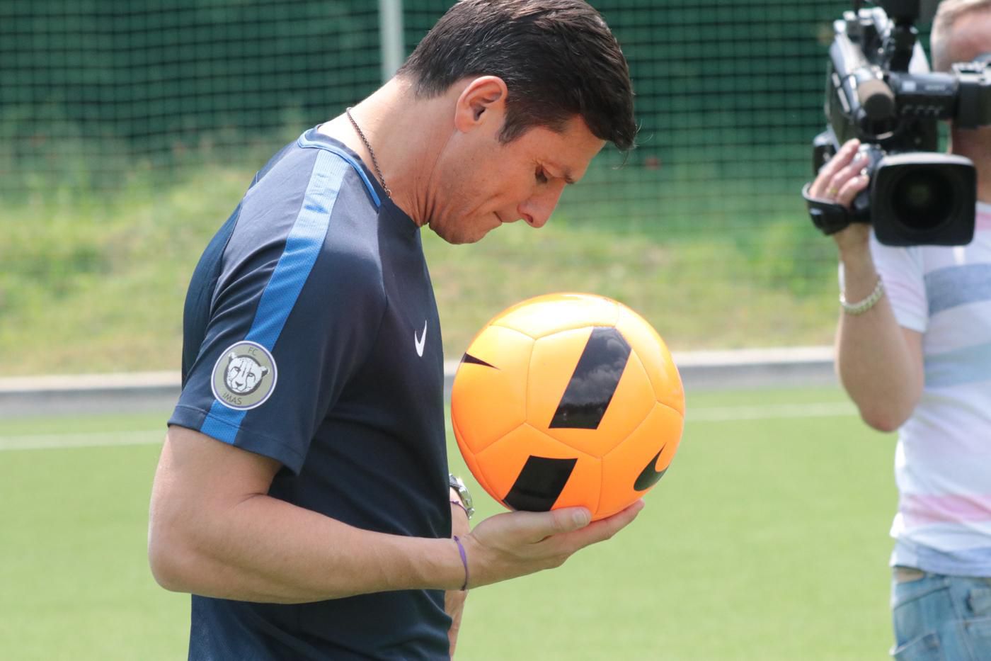 Momentky z inaugurálneho tréningu vo futbalovom kempe Inter Academy IMAS-Slovakia.