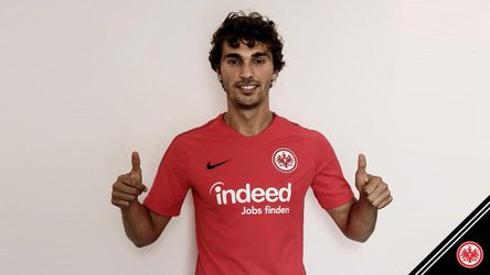 Španiel Torro a Francúz N'Dicka novými posilami Eintrachtu Frankfurt