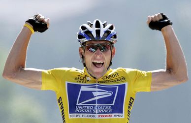 Lance Armstrong sa dočkal vytúženého víťazstva, dospel k „drahej“ mimosúdnej dohode