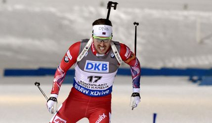 Nórsku vlajku ponesie biatlonista Emil Hegle Svendsen