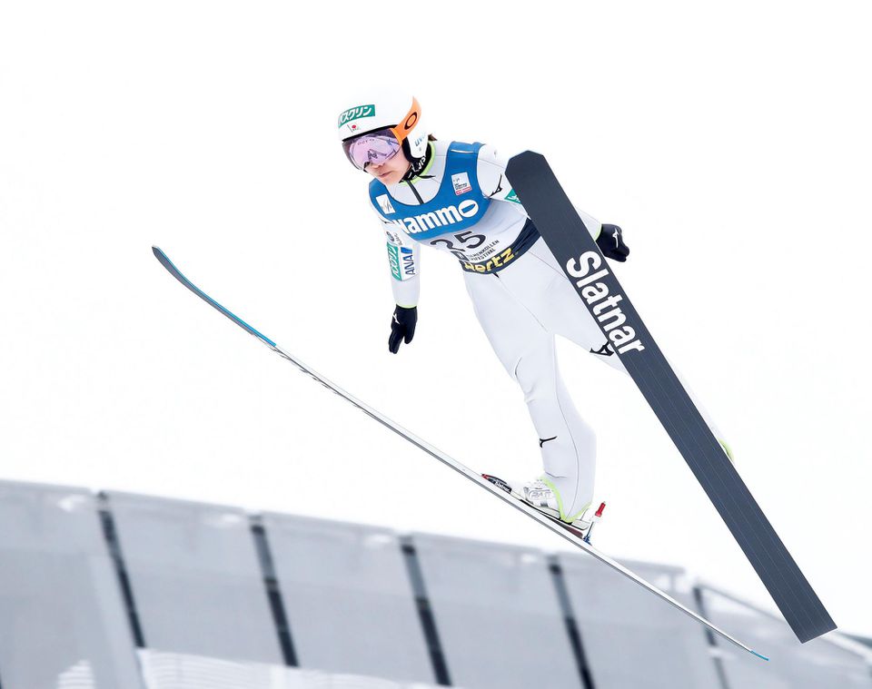 Japonská skokanka na lyžiach Sara Takanašiová