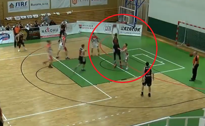 Slovenský basketbalový obor zametal pod košom, protihráči len ako komparz