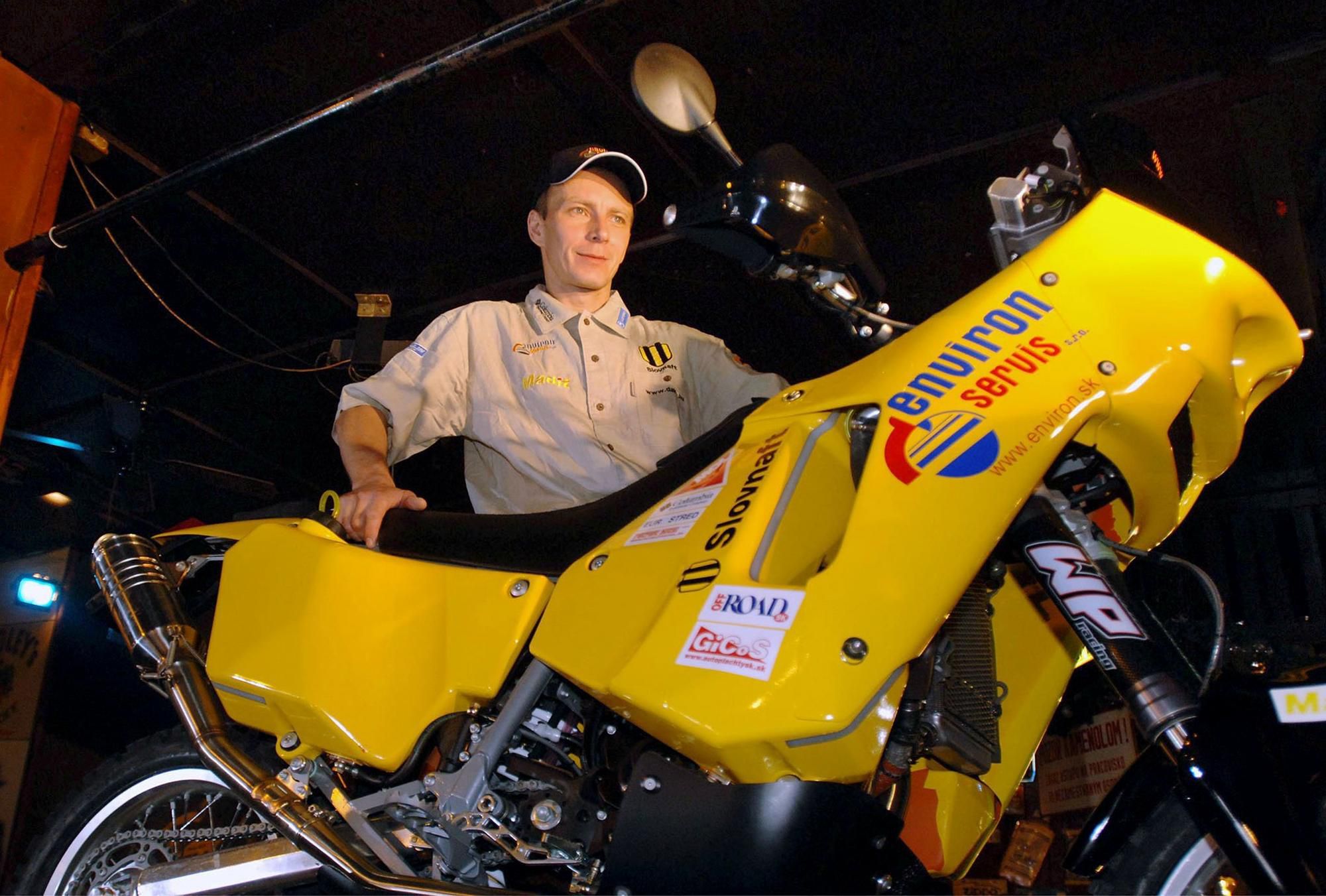 Jaroslav Katriňák pred odchodom na Dakar v roku 2005