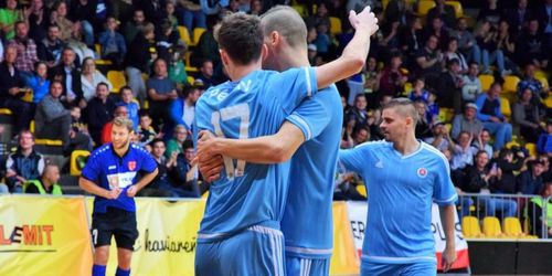 Víťazné vstupy Slovana a Lučenca do semifinále play-off