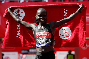 Londýnsky maratón pre Cheruiyotovú, zlepšila svetový výkon roka