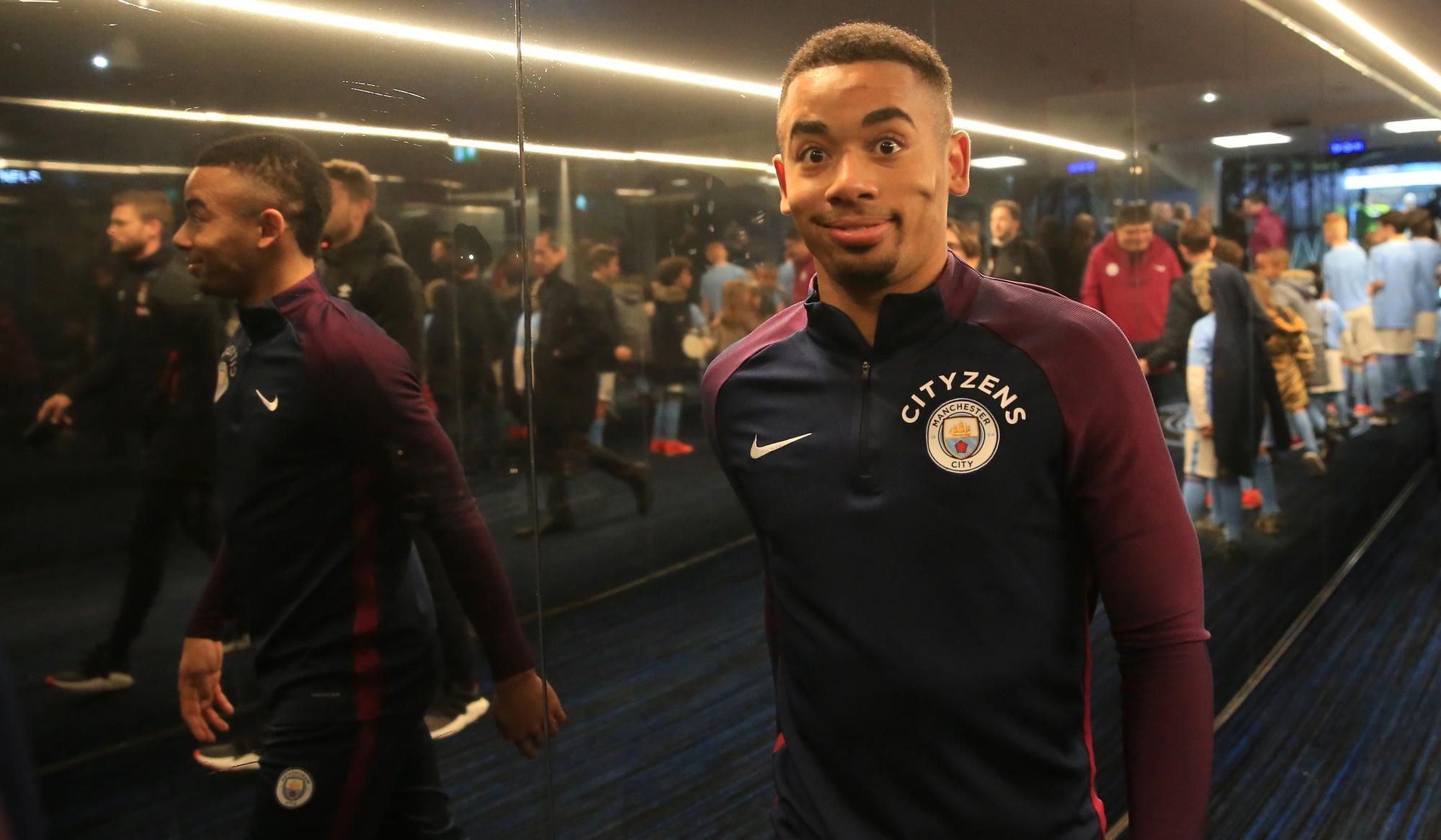 Gabriel Jesus dnes oblieka dres Manchestru City.