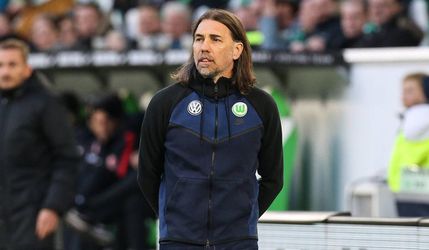 VfL Wolfsburg prepustil švajčiarskeho trénera Schmidta