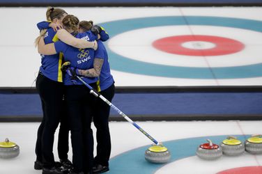 Curling: Kórejská republika a Švédsko postúpili do finále