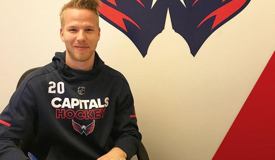 Lars Eller podpísal novú päťročnú zmluvu s Washingtonom.