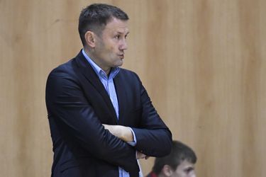 Tréner Košíc Čurovič si po kritike na adresu rozhodcov sype popol na hlavu