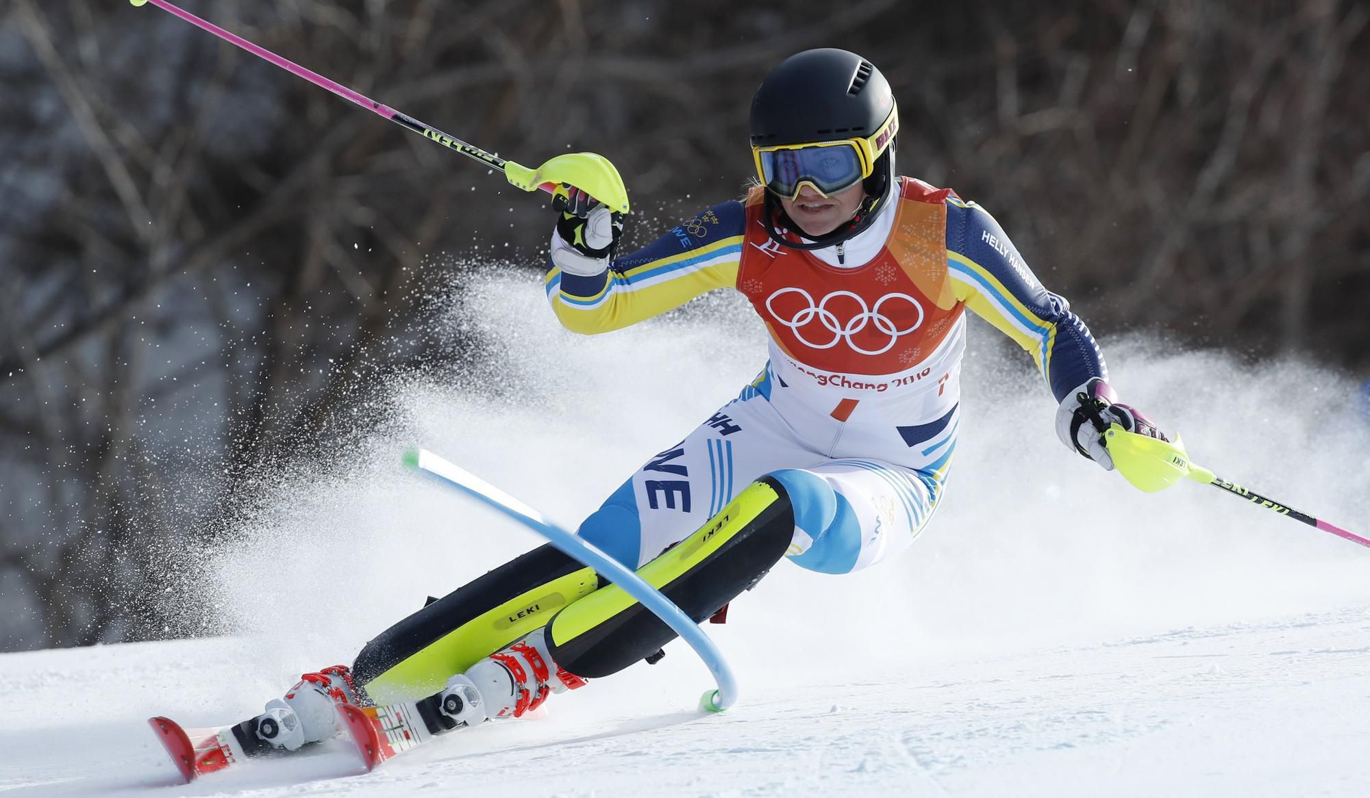 Frida Hansdotterová počas slalomu.