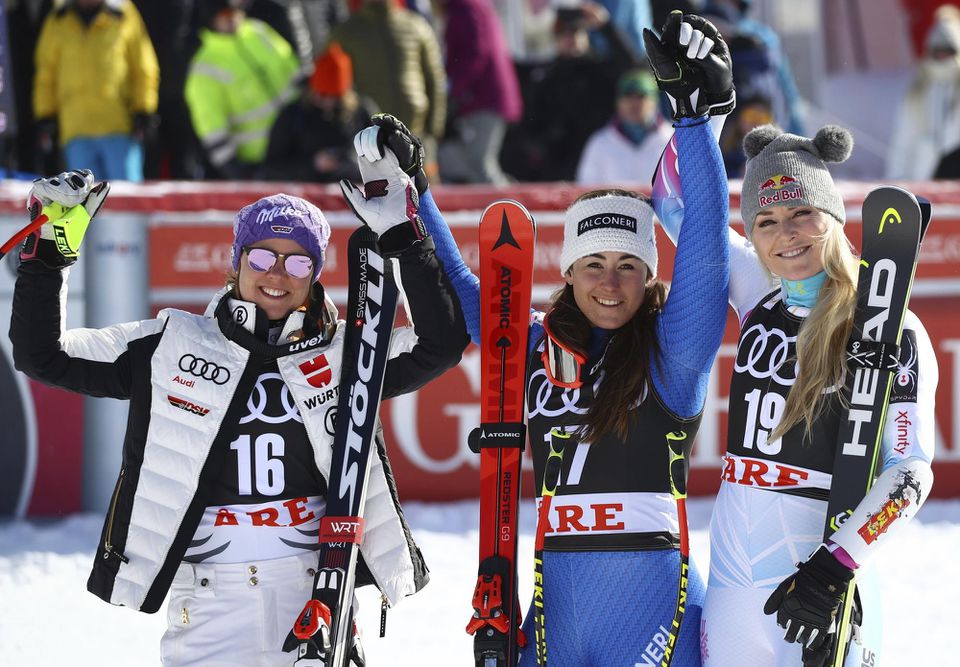 talianska lyžiarka Sofia Goggiová sa raduje po víťazstve vo finálových pretekoch super-G vo švédskom Aare