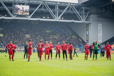 Pred ôsmimi rokmi oslavovali titul, Twente opustilo najvyššiu holandskú súťaž