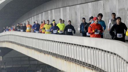 Silvestrovský beh cez bratislavské mosty: Hladík a Čorbová najrýchlejší