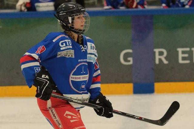 Vlasta Dvořáková hrá v Kodani za Hvidovre Ishockey Klub - Damer