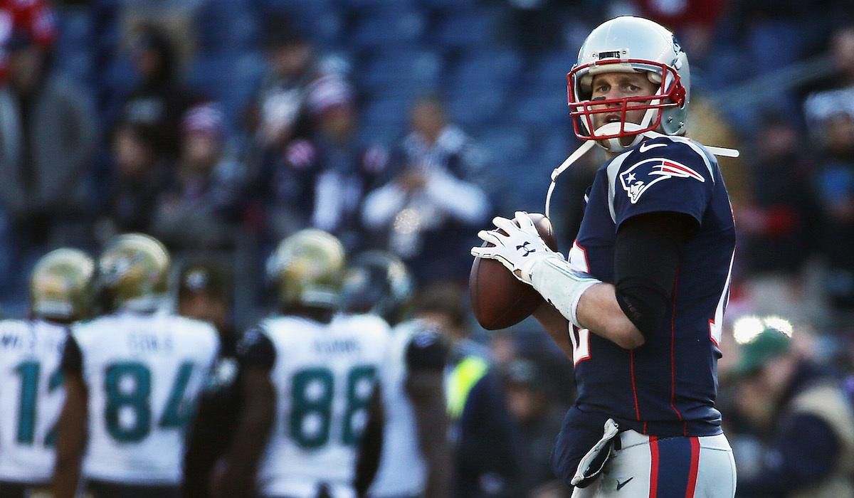 Tom Brady, quarterback (New England Patriots).