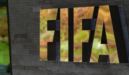 FIFA pohrozila Grécku vylúčením z medzinárodných súťaží