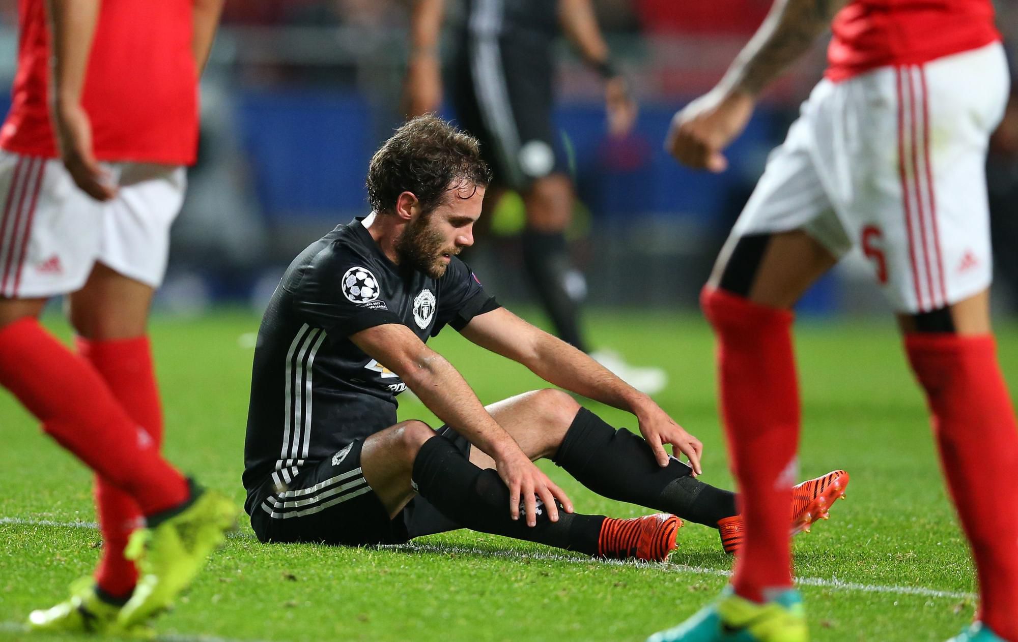 Stredopoliar anglického Manchestru United Juan Mata