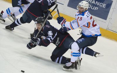 HC Slovan vo veľkej kríze, z Bratislavy si vezie všetky body aj Lada