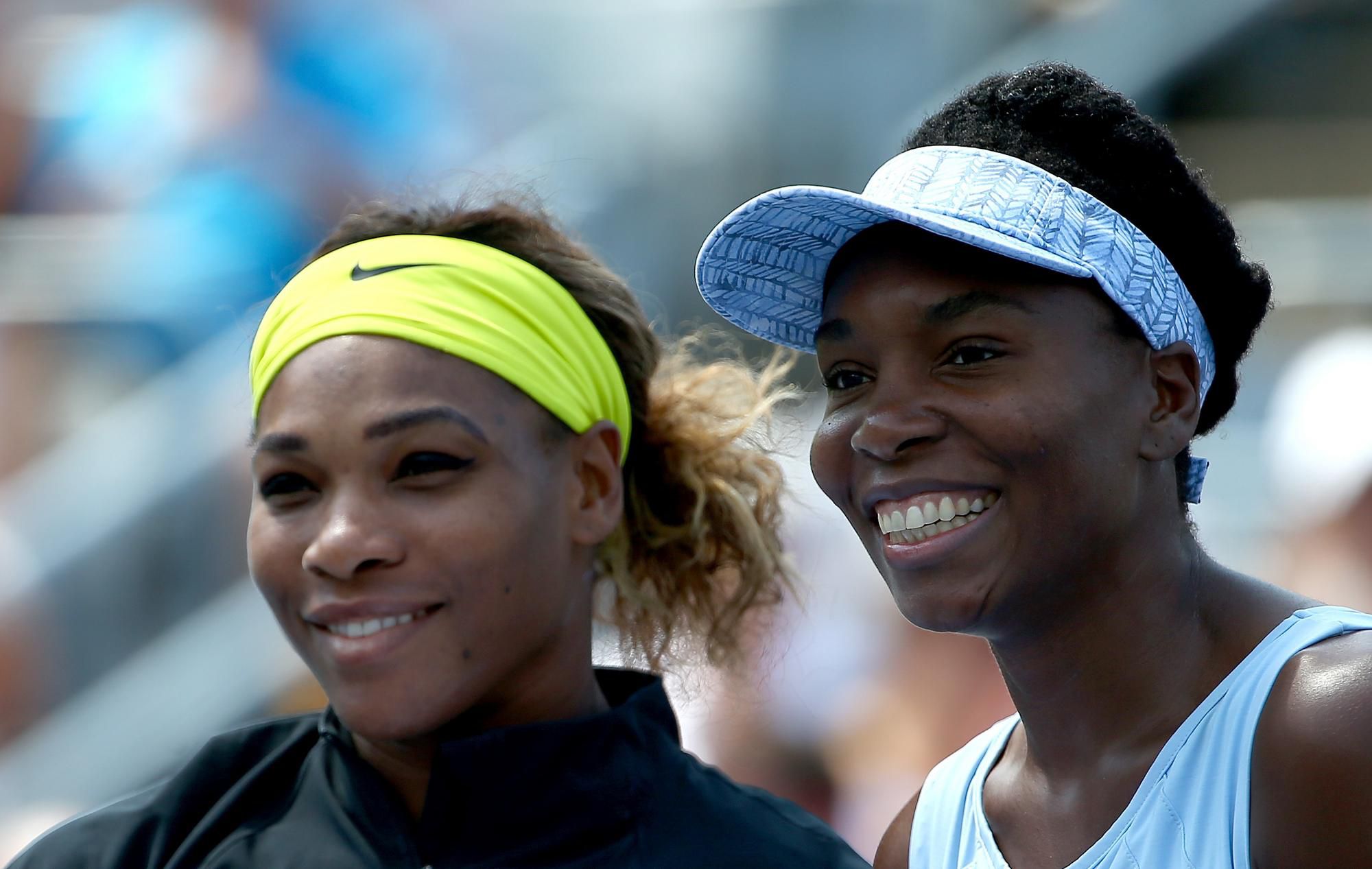 Serena Williamsová so sestrou Venus