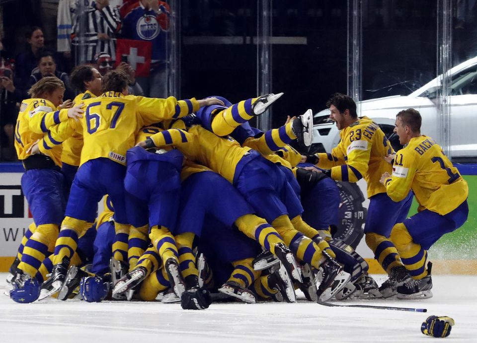 Švédi obhájili zlato spred roka