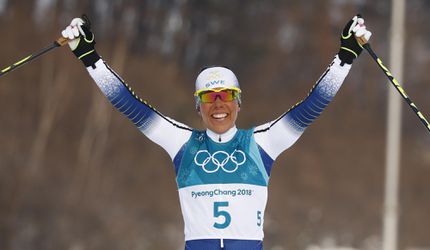 Beh na lyžiach: Zlato zo skiatlonu žien získala Švédka Charlotta Kallová