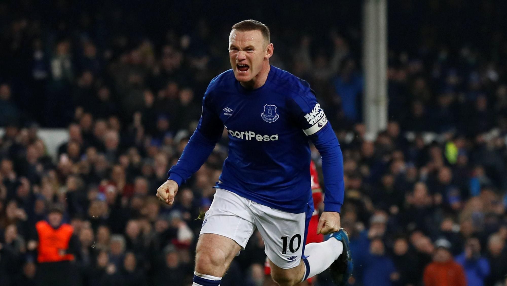 Wayne Rooney po strelení ďalšieho gólu v drese Evertonu FC