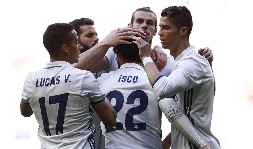 Hráči Realu Madrid v objatí