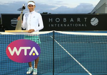 WTA Hobart: Mertensová zdolala vo finále Buzarnescuovú a obhájila titul