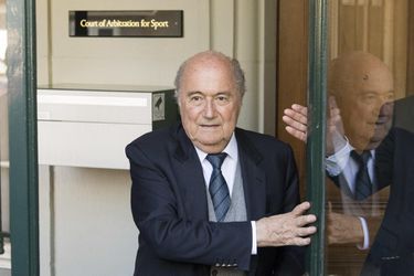 Blatter zvažuje ďalšie právne kroky na očistenie svojho mena