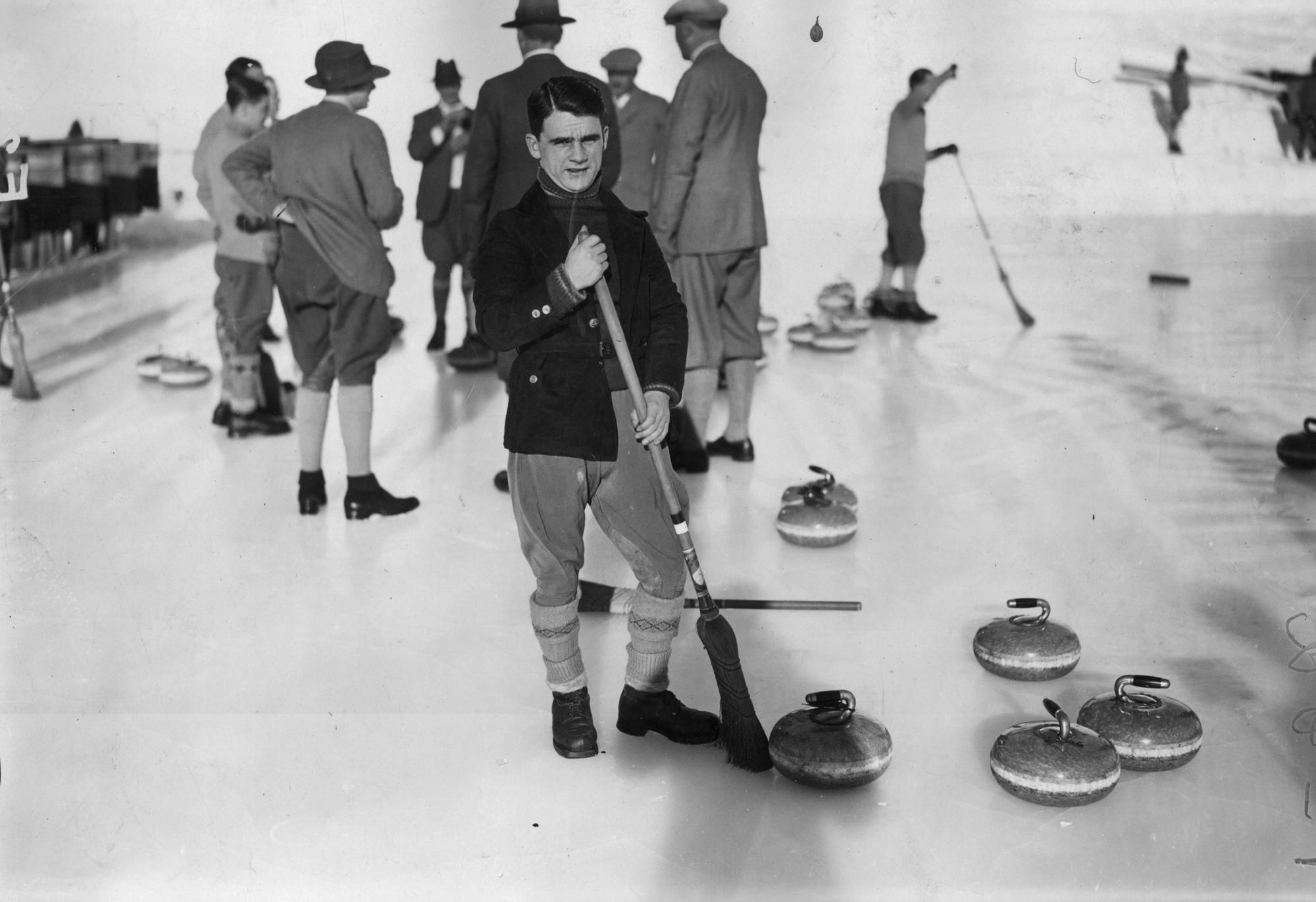 Demonštrácia curlingu na olympiáde 1928.