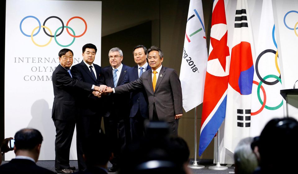 Prezident Medzinárodného olympijského výboru (MOV) Thomas Bach pricestoval do Pjongčangu.