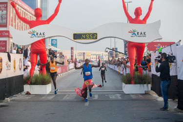 Polmaratón v Ras Al-Chajmahu: Chemutaiovej ušiel svetový rekord o jedinú sekundu