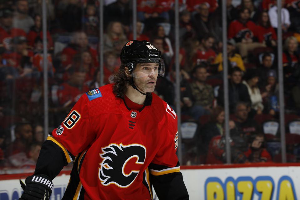 Jaromír Jágr v drese Calgary Flames