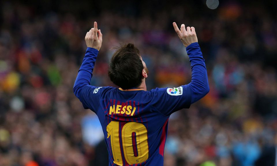 Lionel Messi oslavuje kariérny gól s číslom 600