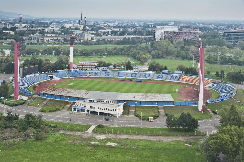 Futbalový štadión Slovana Bratislava na bratislavských Pasienkoch.