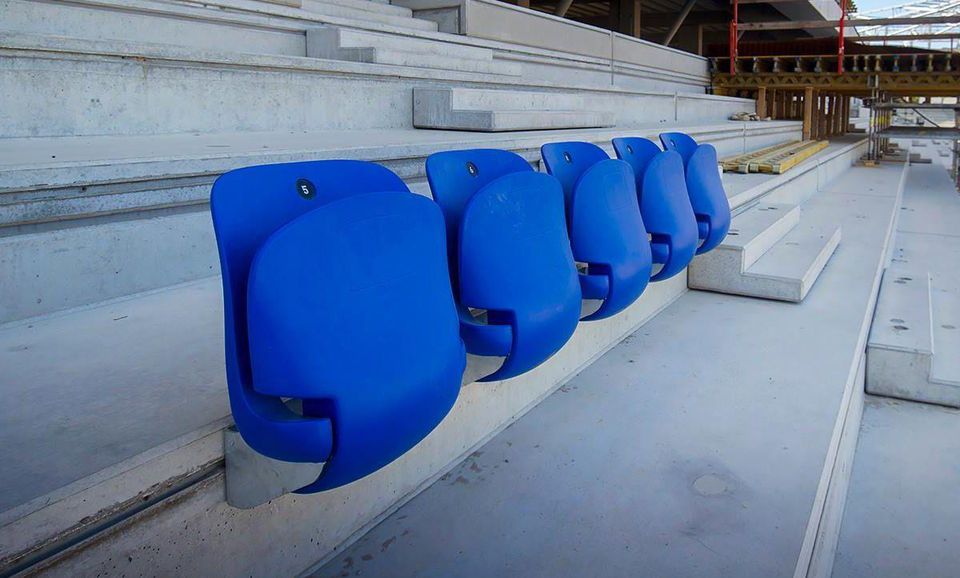 Výstavba Národného futbalového štadióna v Bratislave