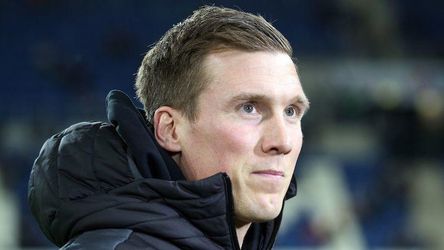 VfB Stuttgart prepustil trénera Hannesa Wolfa