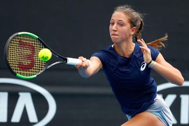 Rolnad Garros: Šramkovej 15-ročná súperka Parryová už prekonala jeden parížsky rekord